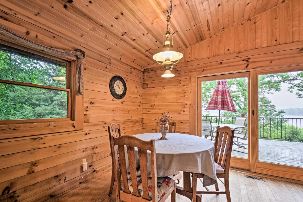 Cozy Amish Country Cabin On Shipshewana Lake! ภายนอก รูปภาพ