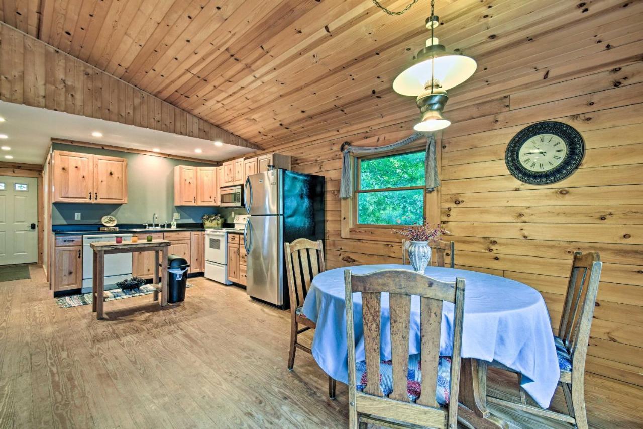 Cozy Amish Country Cabin On Shipshewana Lake! ภายนอก รูปภาพ
